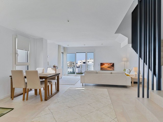 3 Slaapkamer Rijtjeshuis in La Cala de Mijas