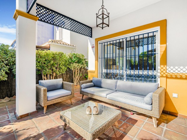 5 Bedrooms Villa in San Pedro de Alcántara