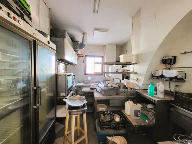 Næringseiendom i San Luis de Sabinillas