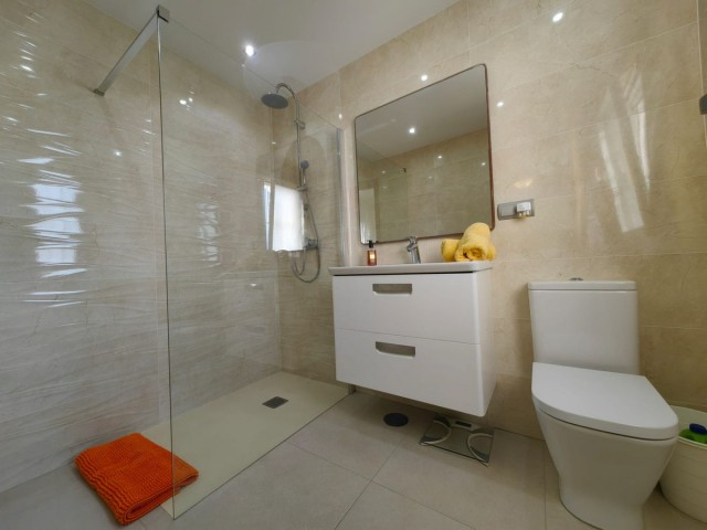 4 Sovrums Villa i Estepona