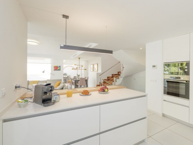 4 Bedrooms Villa in Benalmadena