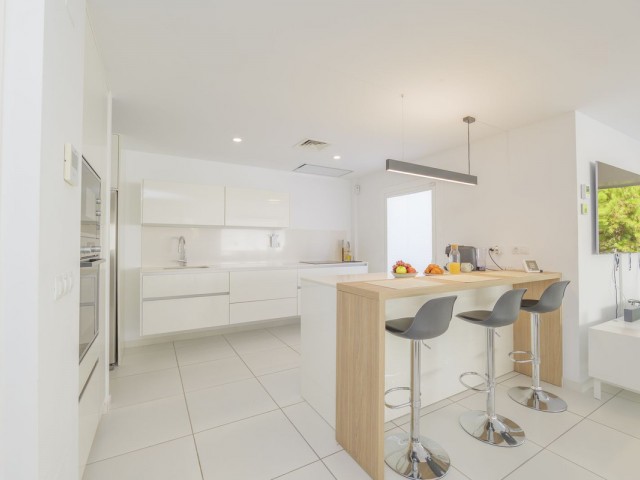 4 Bedrooms Villa in Benalmadena