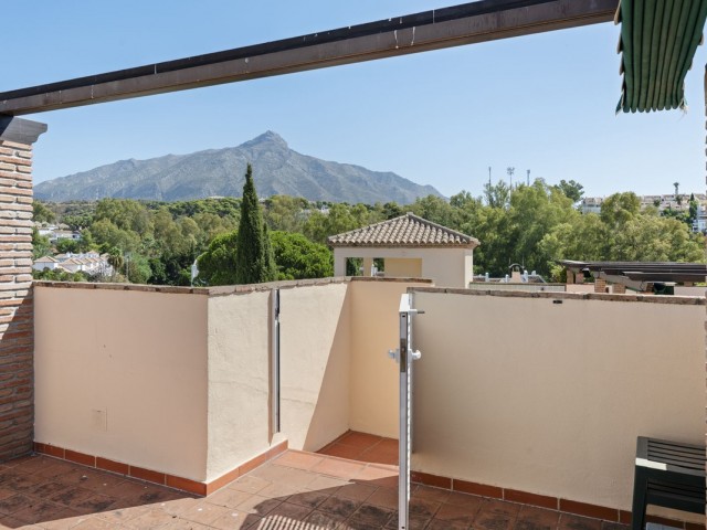 Penthouse in Nueva Andalucía