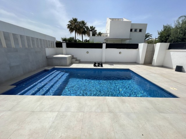 3 Schlafzimmer Villa in San Pedro de Alcántara