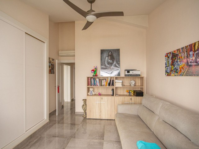 4 Bedrooms Villa in La Mairena