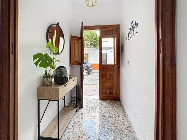 5 Soveroms Villa i Estepona
