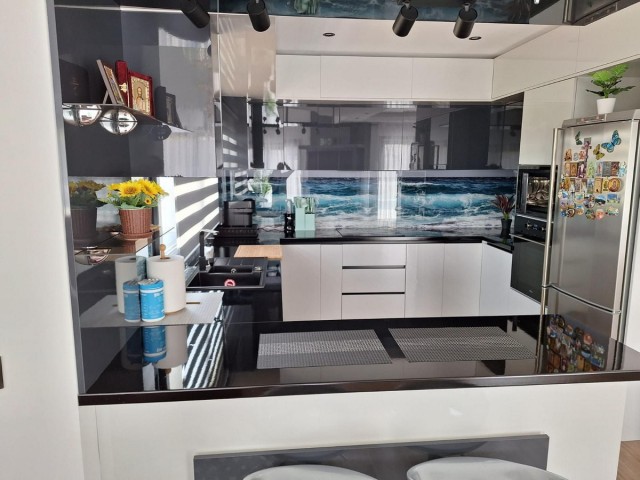 4 Soveroms Villa i Estepona