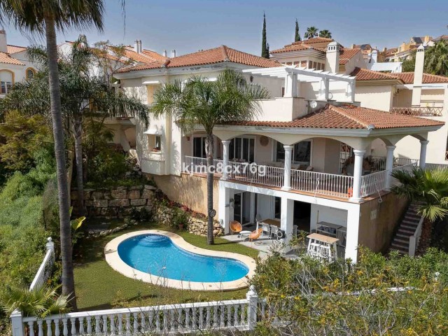 6 Makuuhuoneen Huvila Riviera del Sol