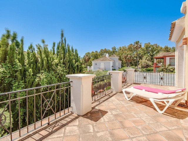 4 Soveroms Villa i La Duquesa