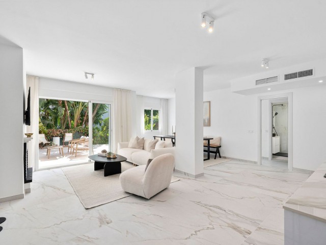 3 Soveroms Leilighet i Guadalmina Baja