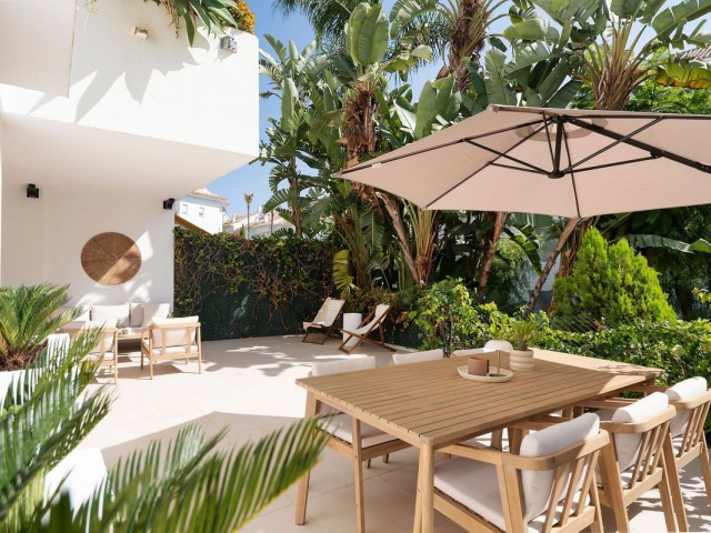 3 Soveroms Leilighet i Guadalmina Baja