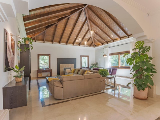 6 Sovrums Villa i Nueva Andalucía