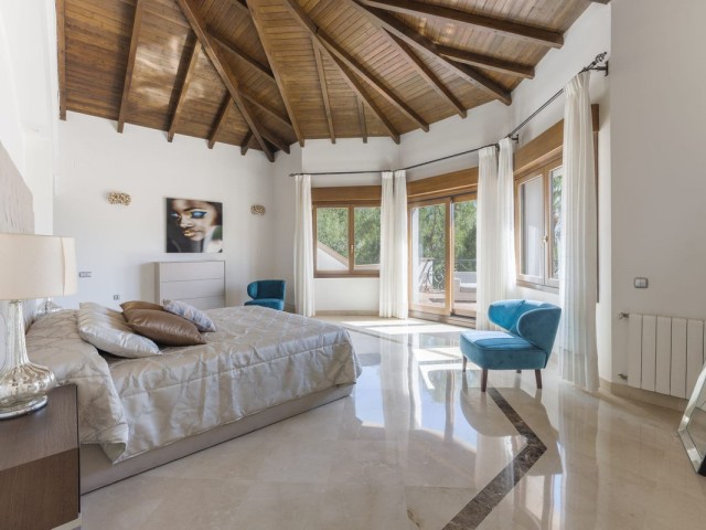 6 Sovrums Villa i Nueva Andalucía