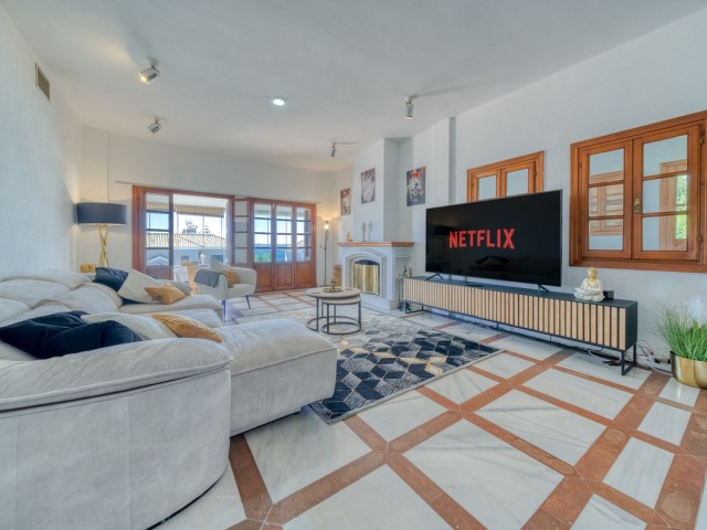 5 Soveroms Villa i Estepona