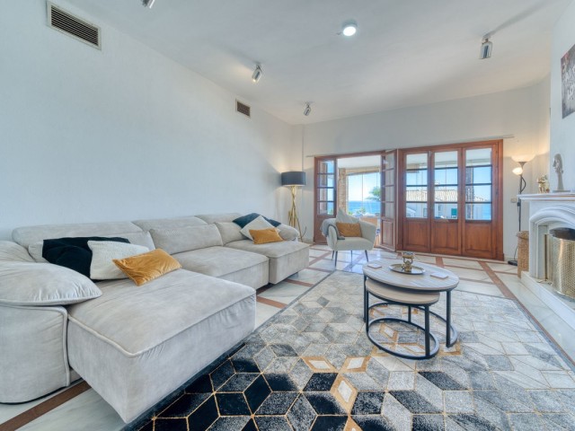 5 Soveroms Villa i Estepona