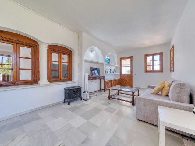 5 Soveroms Villa i Estepona