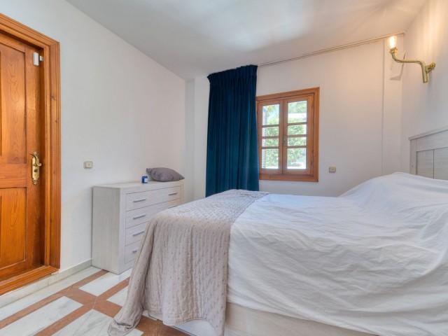 5 Soveroms Villa i Estepona