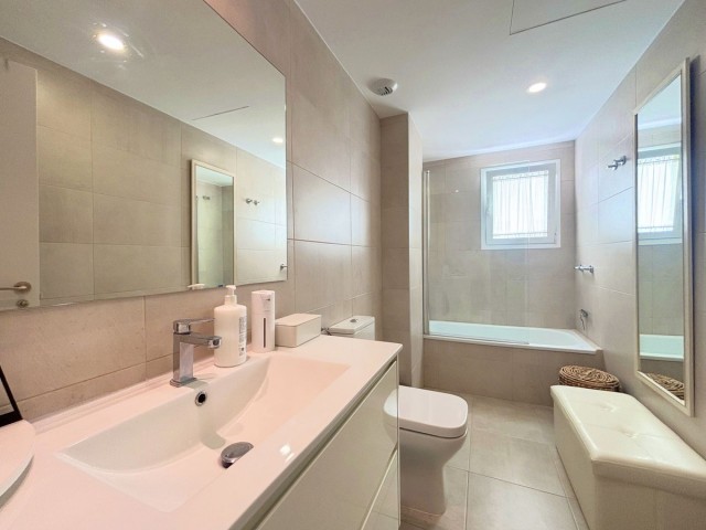 3 Soveroms Leilighet i Estepona
