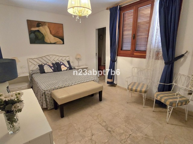 2 Bedrooms Apartment in Nueva Andalucía