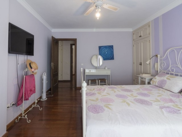 6 Sovrums Villa i Fuengirola
