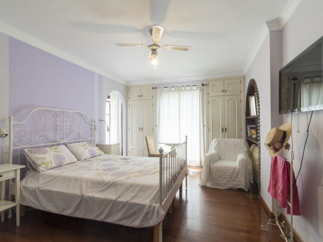 6 Bedrooms Townhouse in Fuengirola