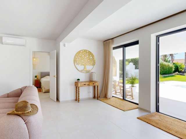 3 Soveroms Villa i Estepona
