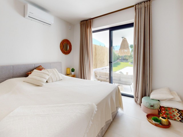 3 Soveroms Villa i Estepona