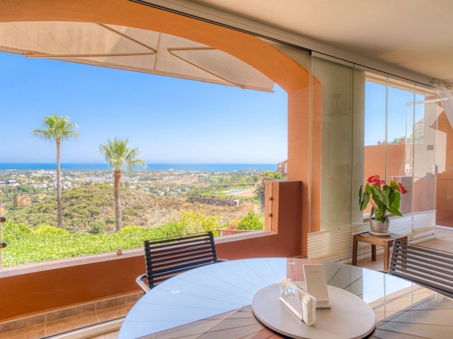 3 Bedrooms Townhouse in Benahavís