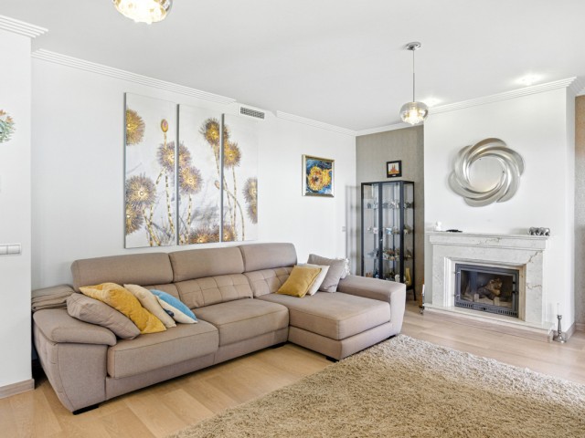 3 Bedrooms Townhouse in Benahavís