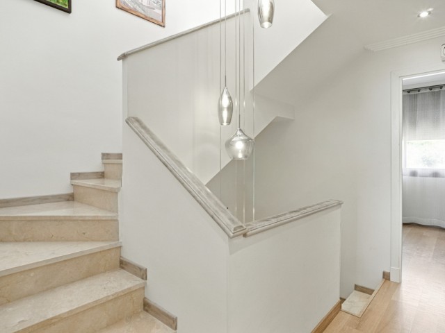 3 Bedrooms Townhouse in Benahavís