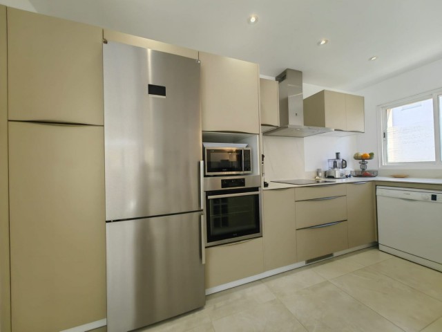 3 Soveroms Leilighet i Estepona