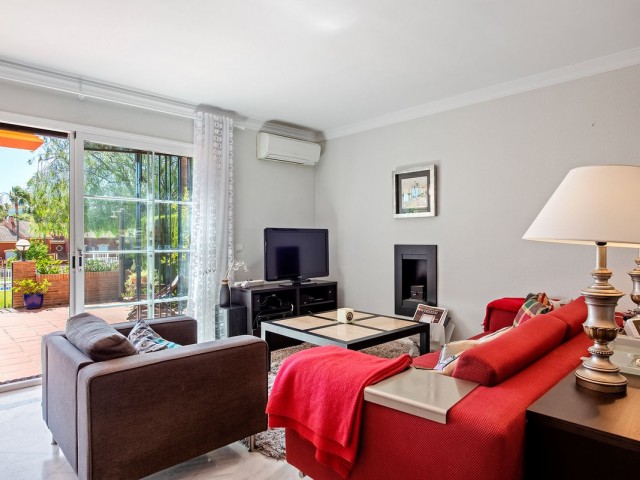 Radhus, Atalaya, R5145052