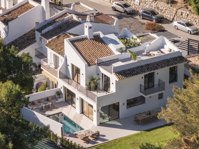 5 Slaapkamer Villa in Nueva Andalucía