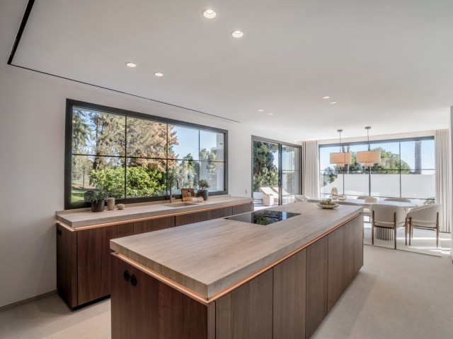 5 Slaapkamer Villa in Nueva Andalucía
