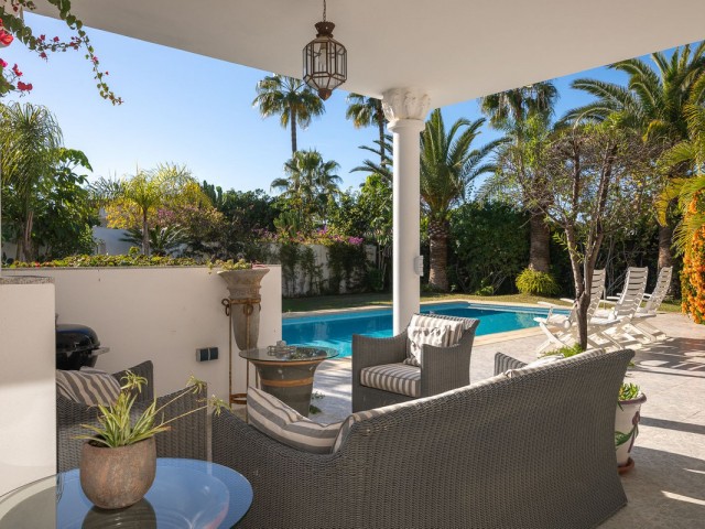 5 Bedrooms Villa in Marbesa