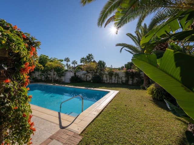 5 Bedrooms Villa in Marbesa