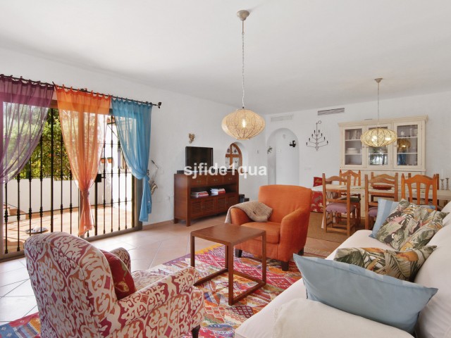 4 Sovrums Villa i Estepona