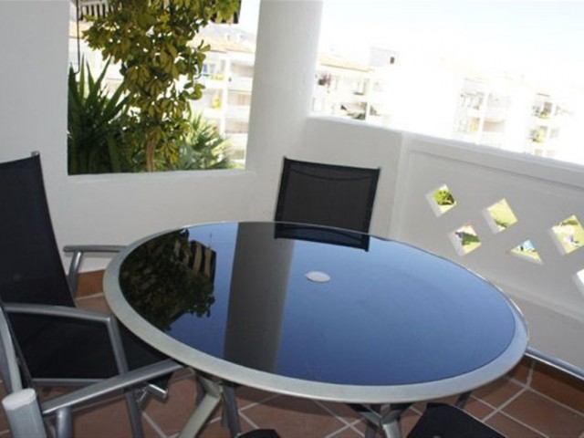 2 Bedrooms Apartment in Puerto Banús
