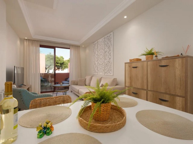 2 Bedrooms Apartment in Elviria