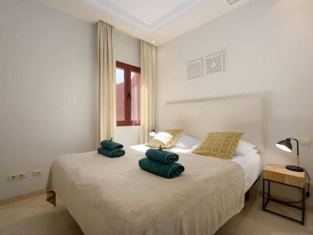 2 Bedrooms Apartment in Elviria