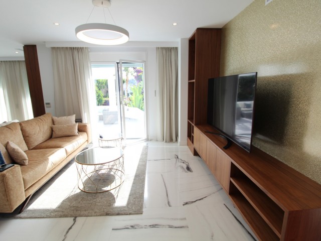 5 Slaapkamer Villa in Nueva Andalucía