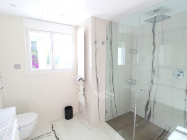 5 Slaapkamer Villa in Nueva Andalucía