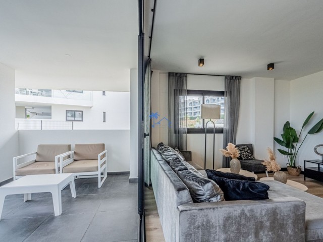 Apartamento con 3 Dormitorios  en La Cala de Mijas