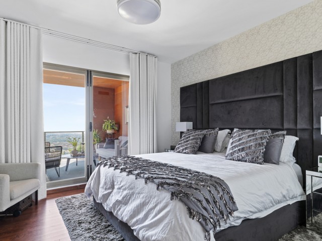 3 Bedrooms Townhouse in Benahavís