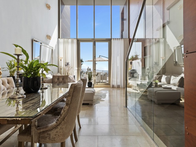 3 Bedrooms Townhouse in Benahavís