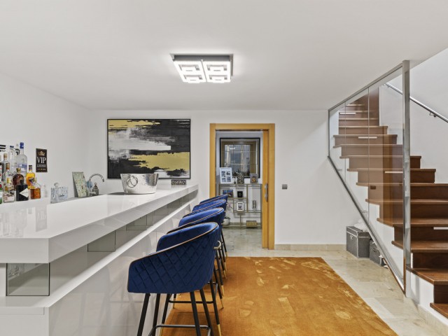 3 Bedrooms Townhouse in Benahavís