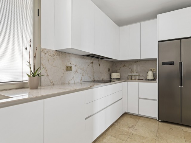 Adosado con 3 Dormitorios  en Benahavís