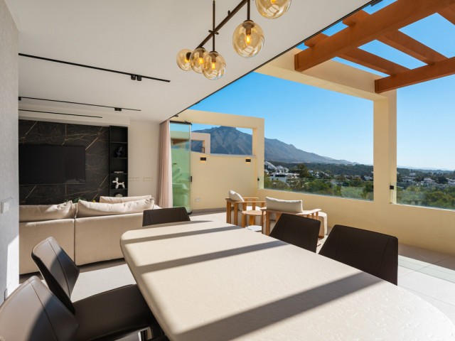 3 Bedrooms Apartment in Nueva Andalucía