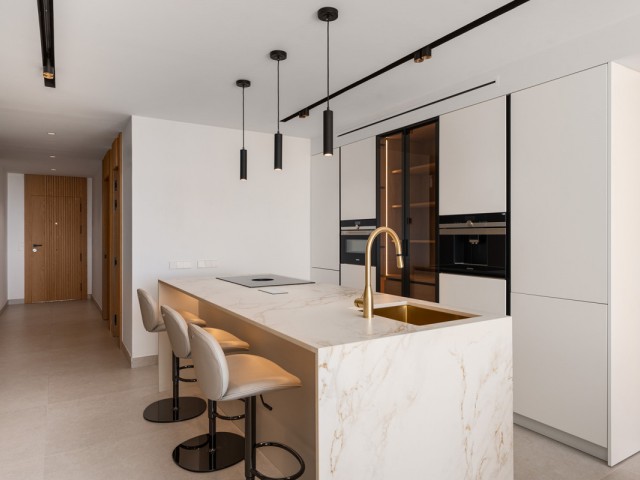 3 Bedrooms Apartment in Nueva Andalucía