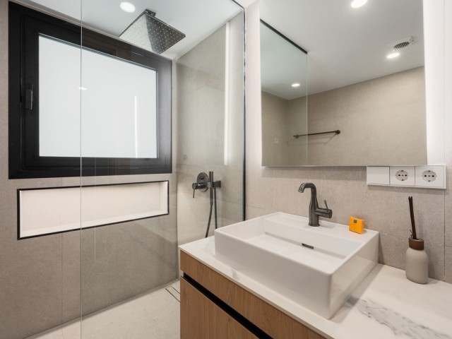 3 Bedrooms Apartment in Nueva Andalucía